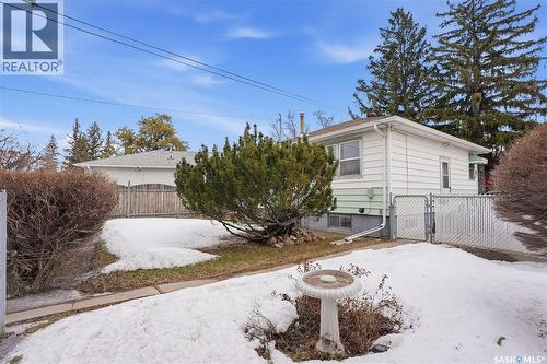 2204 York Avenue, Saskatoon, SK - Outdoor