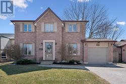 73 PATHFINDER CRESCENT  Kitchener, ON N2P 1S2