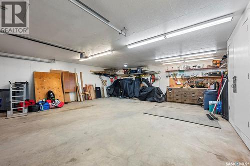 132 Mcnab Crescent, Regina, SK - Indoor Photo Showing Garage