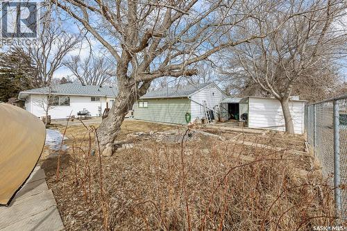 132 Mcnab Crescent, Regina, SK - Outdoor