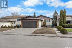 2715 Corbett ROAD  Regina, SK S4R 8J1