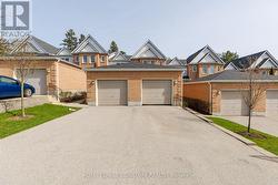 5 - 1570 RICHMOND STREET  London North, ON N6G 4W2