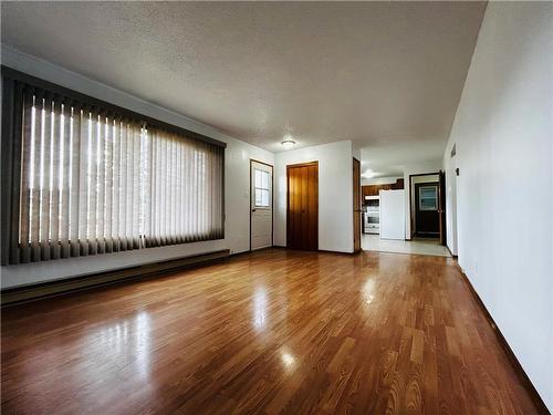 16 Veterans Avenue, Waskada, MB - Indoor Photo Showing Other Room