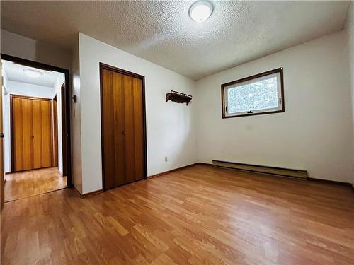 16 Veterans Avenue, Waskada, MB - Indoor Photo Showing Other Room