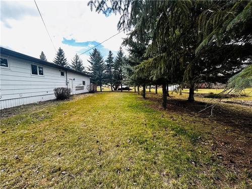 16 Veterans Avenue, Waskada, MB - Outdoor