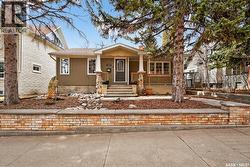 1108 Grafton AVENUE Moose Jaw, SK S6H 3S5