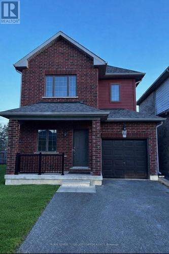 11 BEDFORD ESTATES CRESCENT  Barrie, ON L4N 9K5