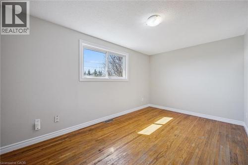 252 The Country Way, Kitchener, ON - Indoor Photo Showing Other Room