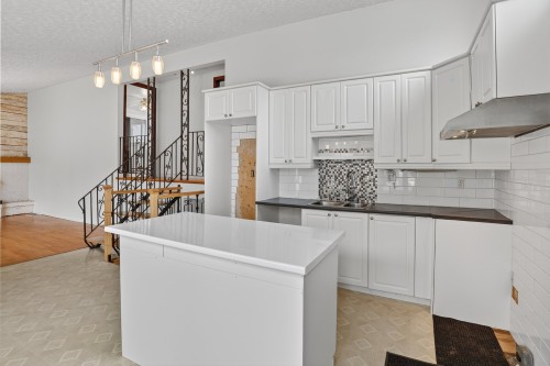 Cuisine - 580 6E Avenue, Saint-Jérôme, QC - Indoor Photo Showing Kitchen