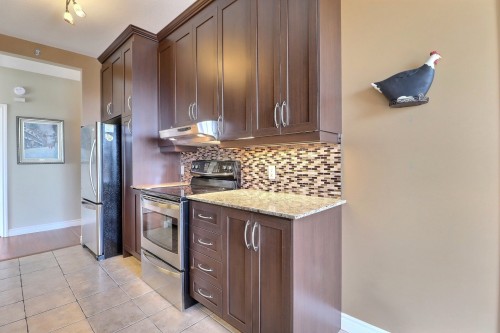 Cuisine - 106-19200 Boul. Henri-Bourassa, Québec (Charlesbourg), QC - Indoor Photo Showing Kitchen