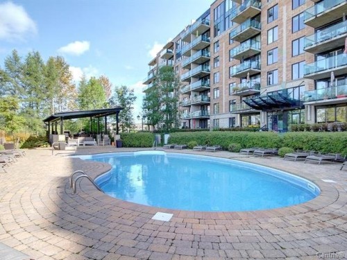 Piscine - 106-19200 Boul. Henri-Bourassa, Québec (Charlesbourg), QC - Outdoor With In Ground Pool