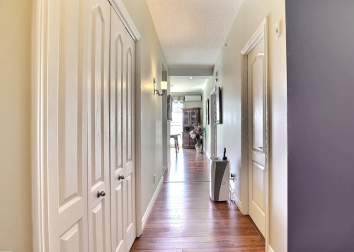 Corridor - 106-19200 Boul. Henri-Bourassa, Québec (Charlesbourg), QC - Indoor Photo Showing Other Room