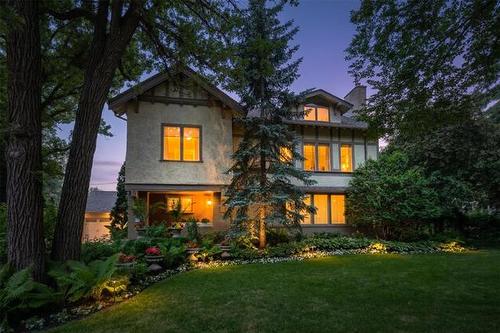 134 Harrow St, Winnipeg, MB 