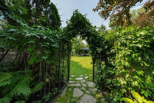 134 Harrow St, Winnipeg, MB 