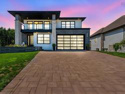 27 Cairnstone Lane Bedford, NS B4B 2G5