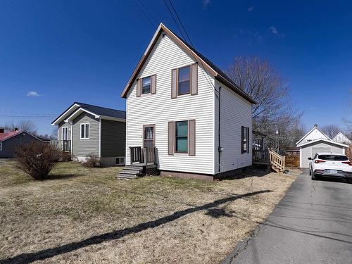 5 Minto Street, Amherst, NS 