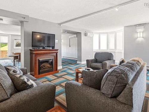 821 45 Vimy Avenue, Halifax, NS 