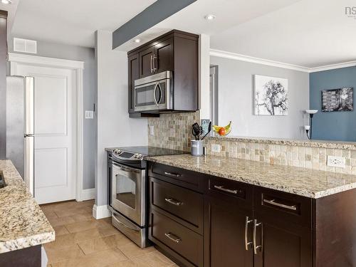 821 45 Vimy Avenue, Halifax, NS 