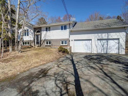 100 Tamarack Drive, Fall River, NS 