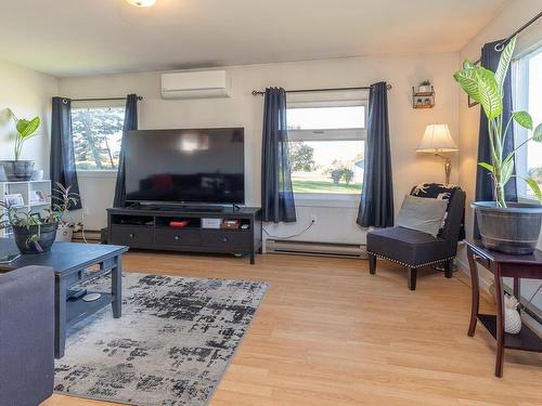 2484 Highway 1, Grosses Coques, NS 
