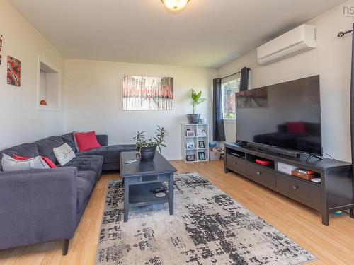 2484 Highway 1, Grosses Coques, NS 