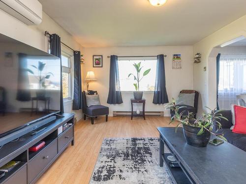 2484 Highway 1, Grosses Coques, NS 