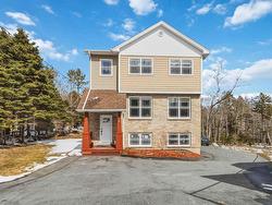 6 Riverwood Drive  Timberlea, NS B3T 0B1