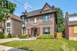 80 CHURCHILL AVENUE Toronto, ON M2N 1Y9