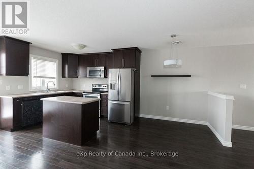 72 - 3320 Meadowgate Boulevard, London South (South U), ON - Indoor Photo Showing Kitchen With Stainless Steel Kitchen
