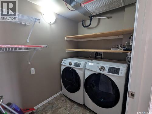 323 150 Pawlychenko Lane, Saskatoon, SK - Indoor Photo Showing Laundry Room