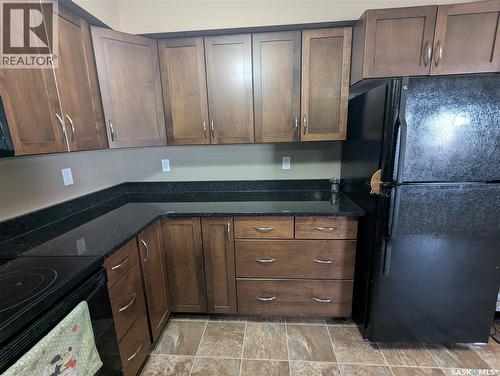 323 150 Pawlychenko Lane, Saskatoon, SK - Indoor Photo Showing Kitchen