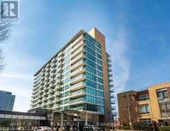 616 - 15 SINGER COURT Toronto, ON M2K 0B4