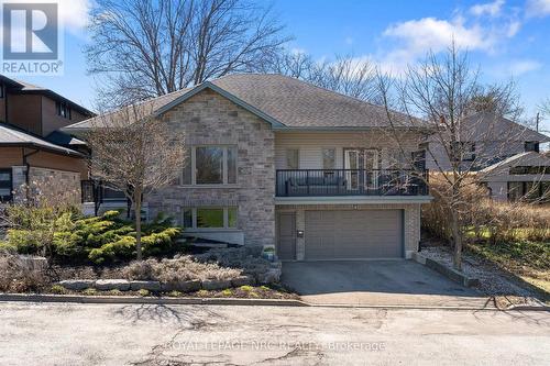 4 RODMAN HALL DRIVE  St. Catharines (Western Hill), ON L2S 1P2