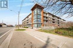 302 - 457 PLAINS ROAD W Burlington (Lasalle), ON L7T 1H1