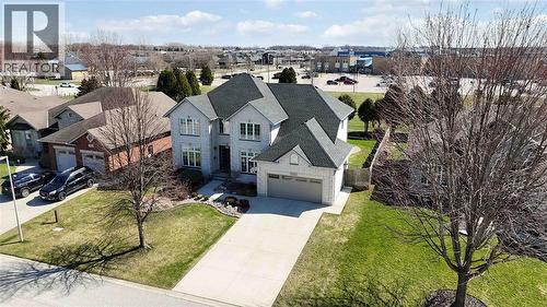 111 Bridlepath Trail, Sarnia, ON - Outdoor