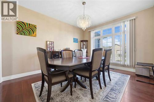 111 Bridlepath Trail, Sarnia, ON - Indoor Photo Showing Dining Room