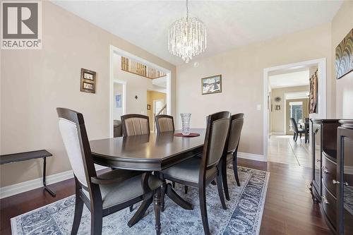 111 Bridlepath Trail, Sarnia, ON - Indoor Photo Showing Dining Room