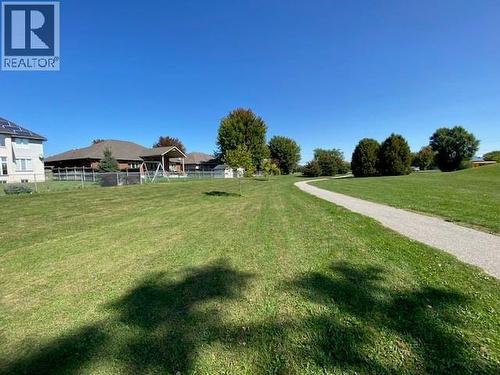 111 Bridlepath Trail, Sarnia, ON - Outdoor