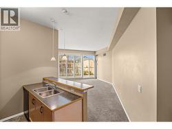 1327 St.Paul Street Unit# 111 Kelowna, BC V1Y 2E2