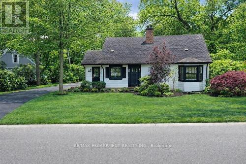 804 SHADELAND AVENUE  Burlington, ON L7T 2M1