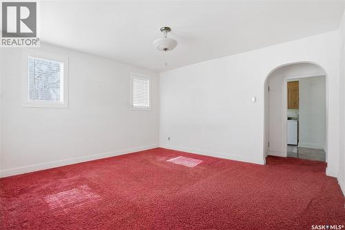320 Mckinnon Avenue S, Saskatoon, SK - Indoor Photo Showing Other Room
