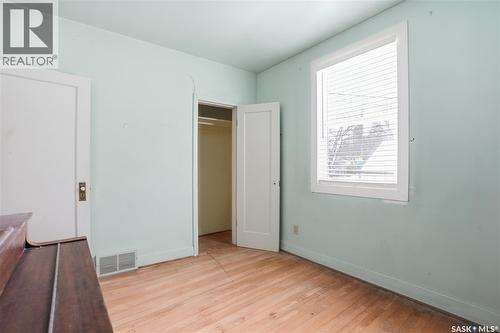 320 Mckinnon Avenue S, Saskatoon, SK - Indoor Photo Showing Other Room