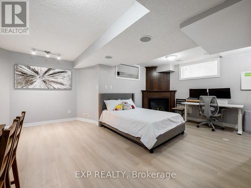 1260 Old Zeller Drive, Kitchener, ON - Indoor Photo Showing Bedroom