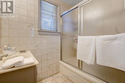 103 Glynn Avenue, Ottawa, ON - Indoor Photo Showing Bathroom