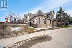 1 - 2250 ROCKINGHAM DRIVE  Oakville, ON L6H 6J3