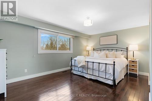 86 Mcgarry Drive, Kitchener, ON - Indoor Photo Showing Bedroom