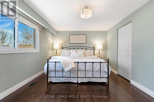 86 Mcgarry Drive, Kitchener, ON - Indoor Photo Showing Bedroom
