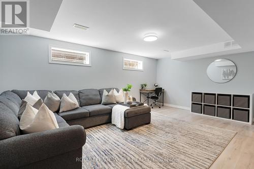 86 Mcgarry Drive, Kitchener, ON - Indoor