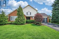 8 WADSWORTH CIRCLE Brampton, ON L6Z 1W7