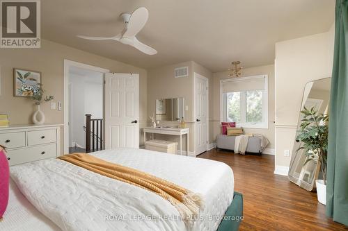 2184 Guthrie Lane, Mississauga, ON - Indoor Photo Showing Bedroom